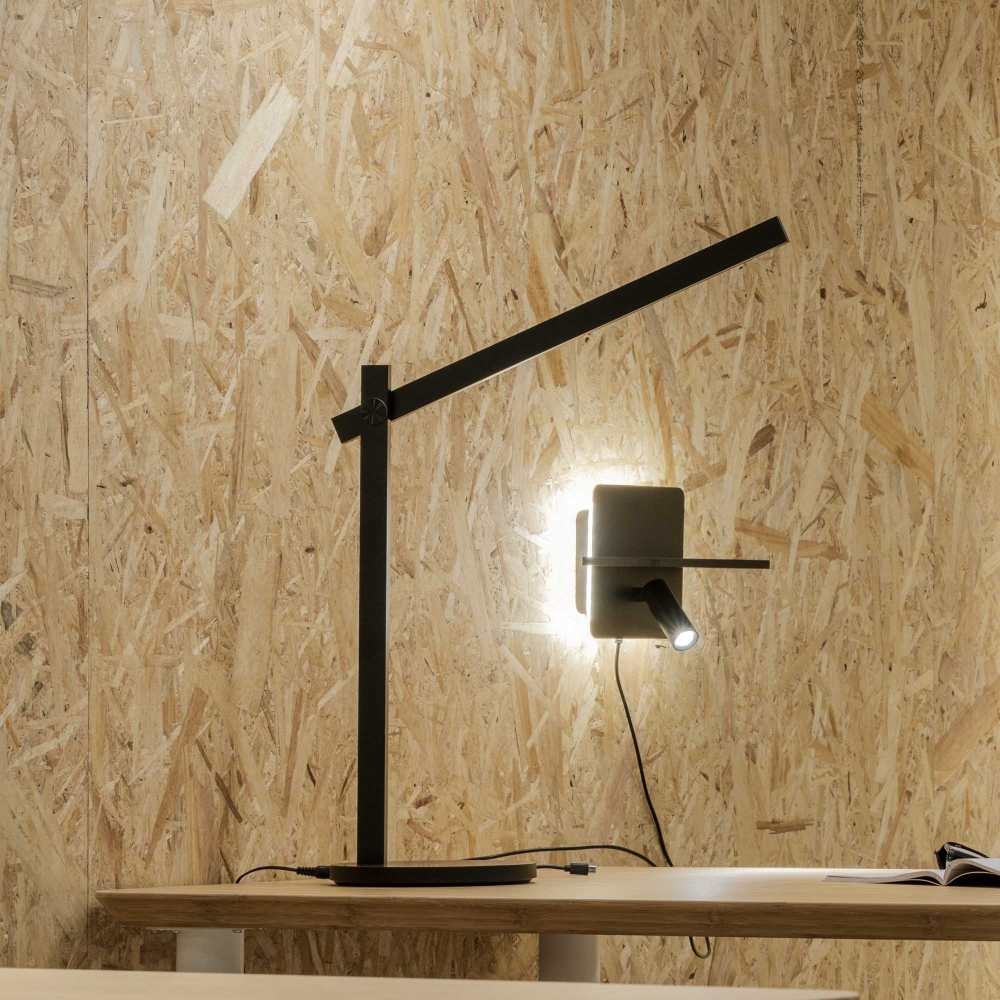 pivot-bk-minimalistyczna-lampka1-biurkowa-lamperiaconcept pivot bk minimalistyczna lampka1 biurkowa lamperiaconcept