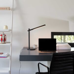 pivot bk minimalistyczna lampka2 biurkowa lamperiaconcept
