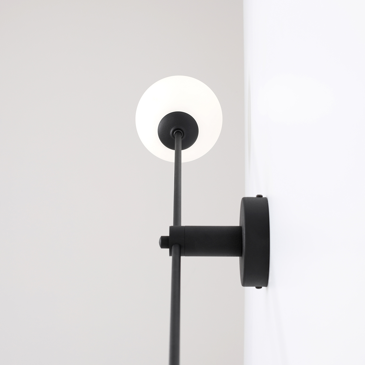 5-ohhio-wall-black-male 5 ohhio wall black male