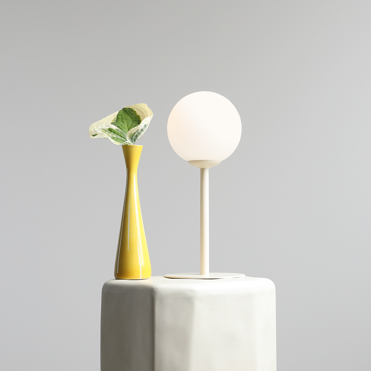8-pinne-table-cream-male 8 pinne table cream male