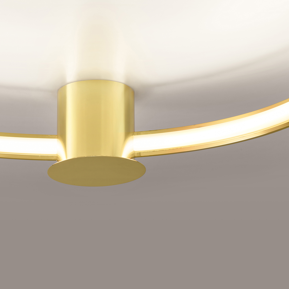 rio-zlota-lampa-ring-led4-lamperiaconcept rio zlota lampa ring led4 lamperiaconcept