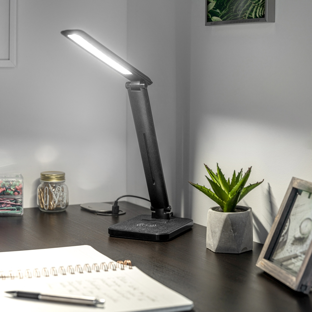 izuka-bk-lampka-biurkowa-led-z-ladowarka-ndukcyjna-1-lamperiaconcept izuka bk lampka biurkowa led z ladowarka ndukcyjna 1 lamperiaconcept