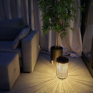 przenosna lampa solarna vt 7653 on lamperiaconcept