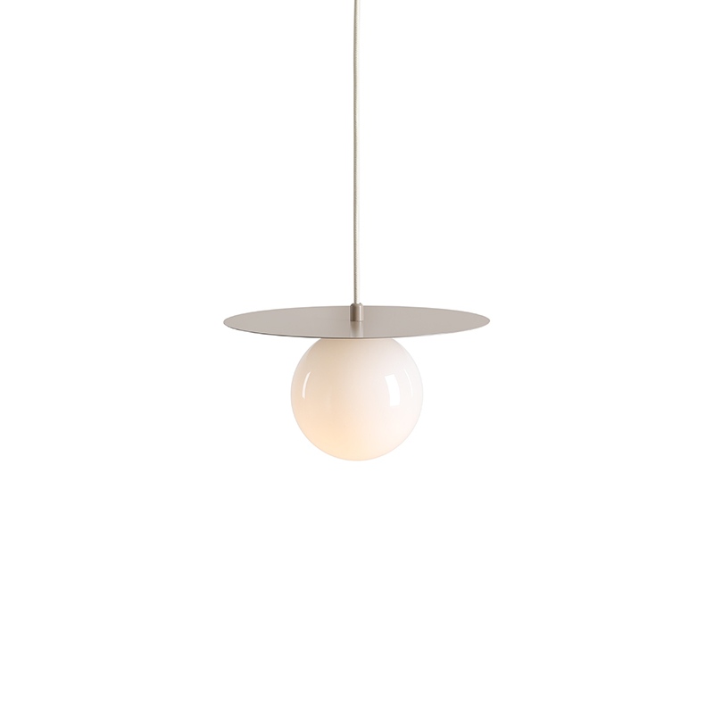 loop-s-beige-lampa-kula-mleczna-1-lamperiaconcept loop s beige lampa kula mleczna 1 lamperiaconcept
