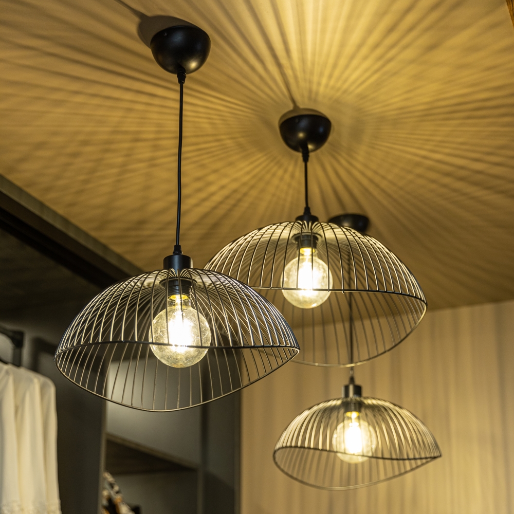 reto-lampa-druciana-czarna-on-lamperiaconcept reto lampa druciana czarna on lamperiaconcept
