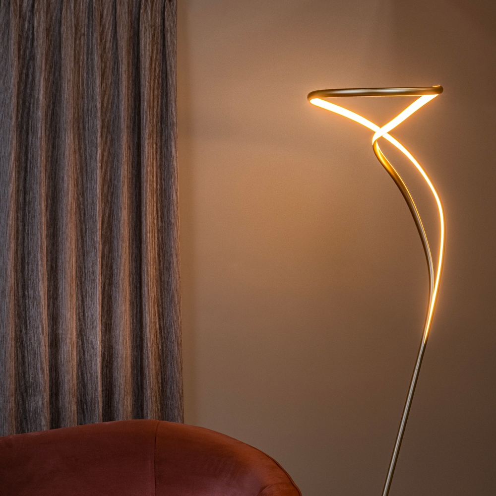 sardana-floor-lampa-zlota-led-aranzacja-lamperiaconcept sardana floor lampa zlota led aranzacja lamperiaconcept