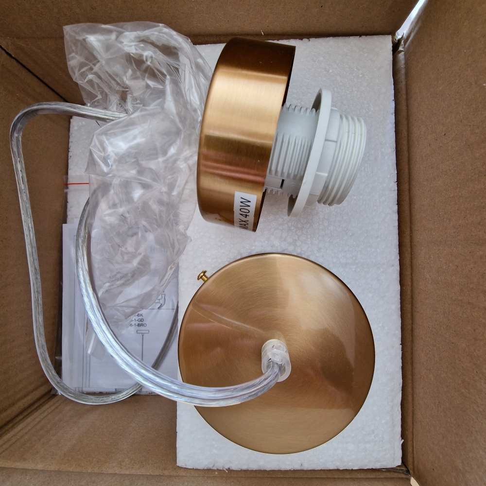 lindo-gold-ryflowana-lampa-podsufitka-lamperiaconcept lindo gold ryflowana lampa podsufitka lamperiaconcept
