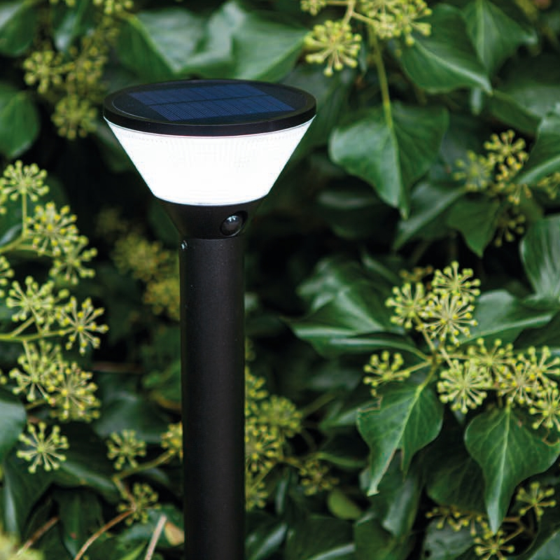 karlo-smart-solarna-lampa-ogrodowa-wbijana-aranzacja-lamperiaconcept karlo smart solarna lampa ogrodowa wbijana aranzacja lamperiaconcept