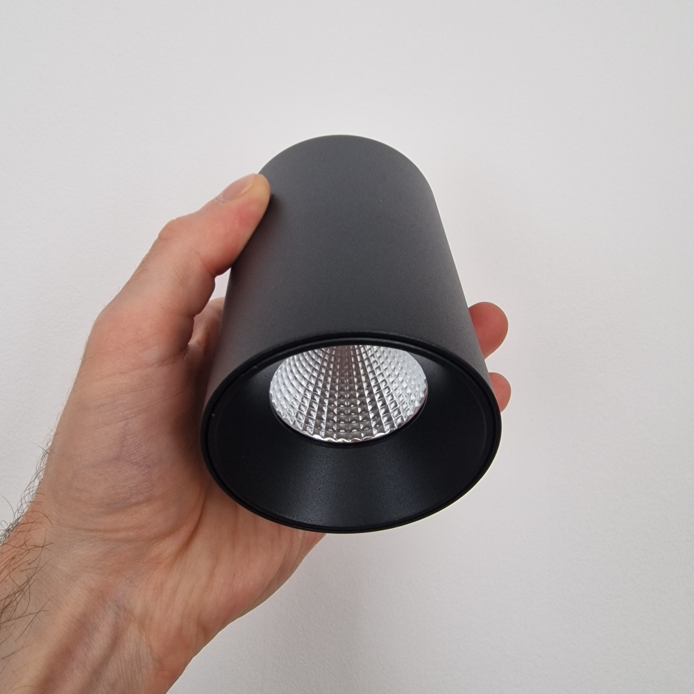 chip-czarna-lampa-punktowa-tubka-real-lamperiaconcept chip czarna lampa punktowa tubka real lamperiaconcept