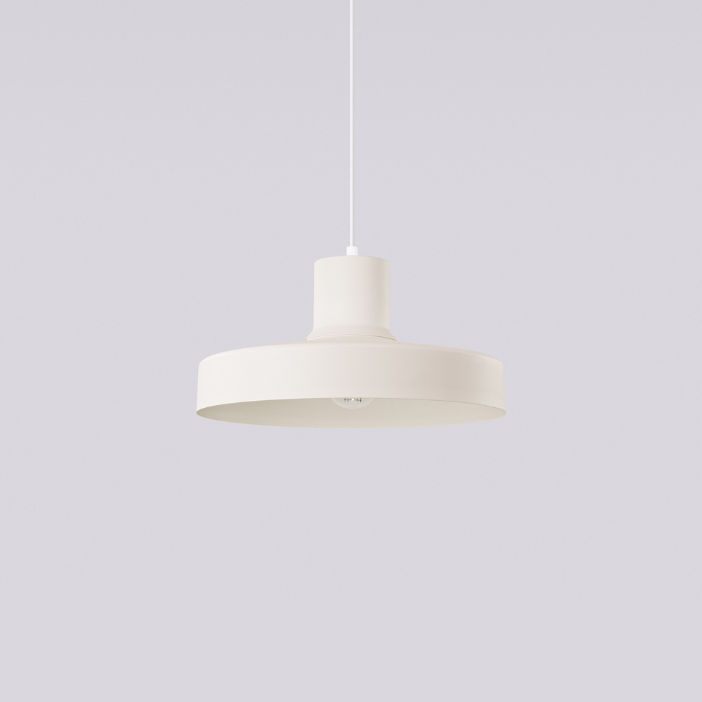 bilo-bezowa-lampa-na-haczyk-0-lamperiaconcept bilo bezowa lampa na haczyk 0 lamperiaconcept