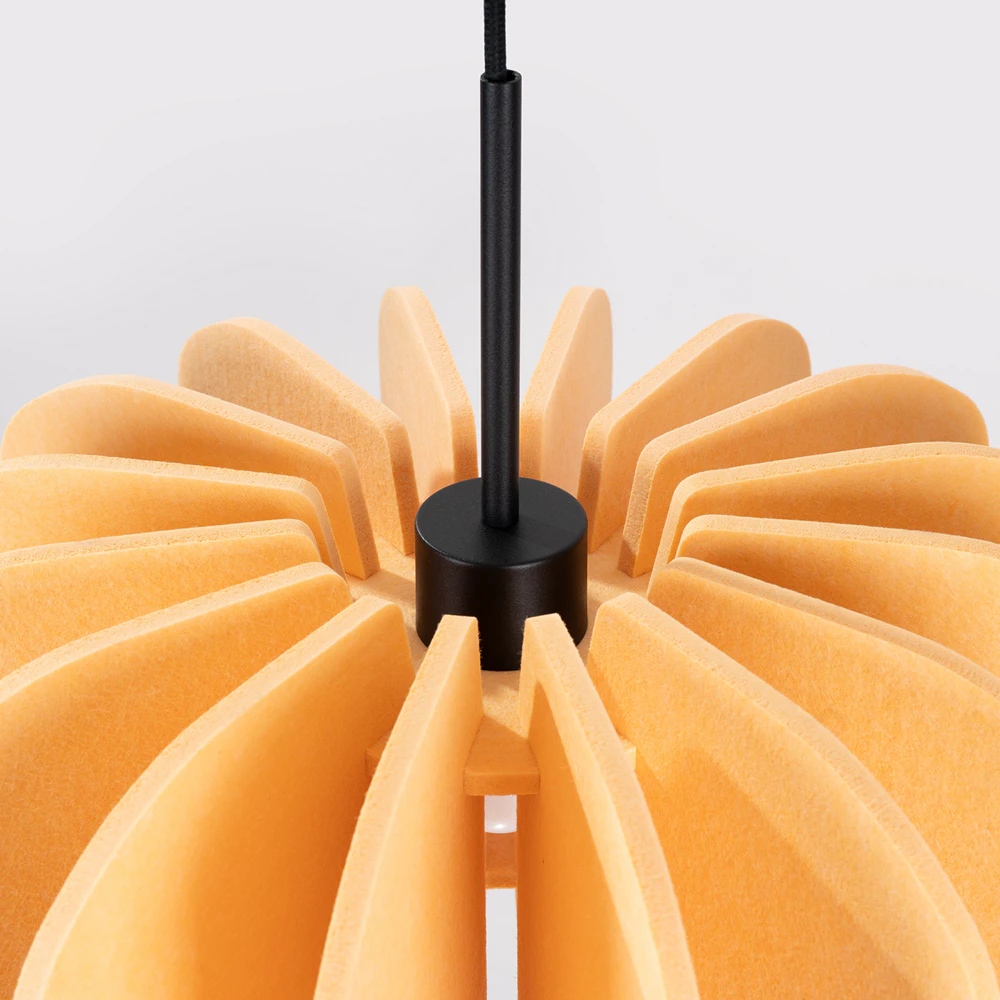 mula-zolta-lampa-z-filcu-detale-3-lamperiaconcept mula zolta lampa z filcu detale 3 lamperiaconcept