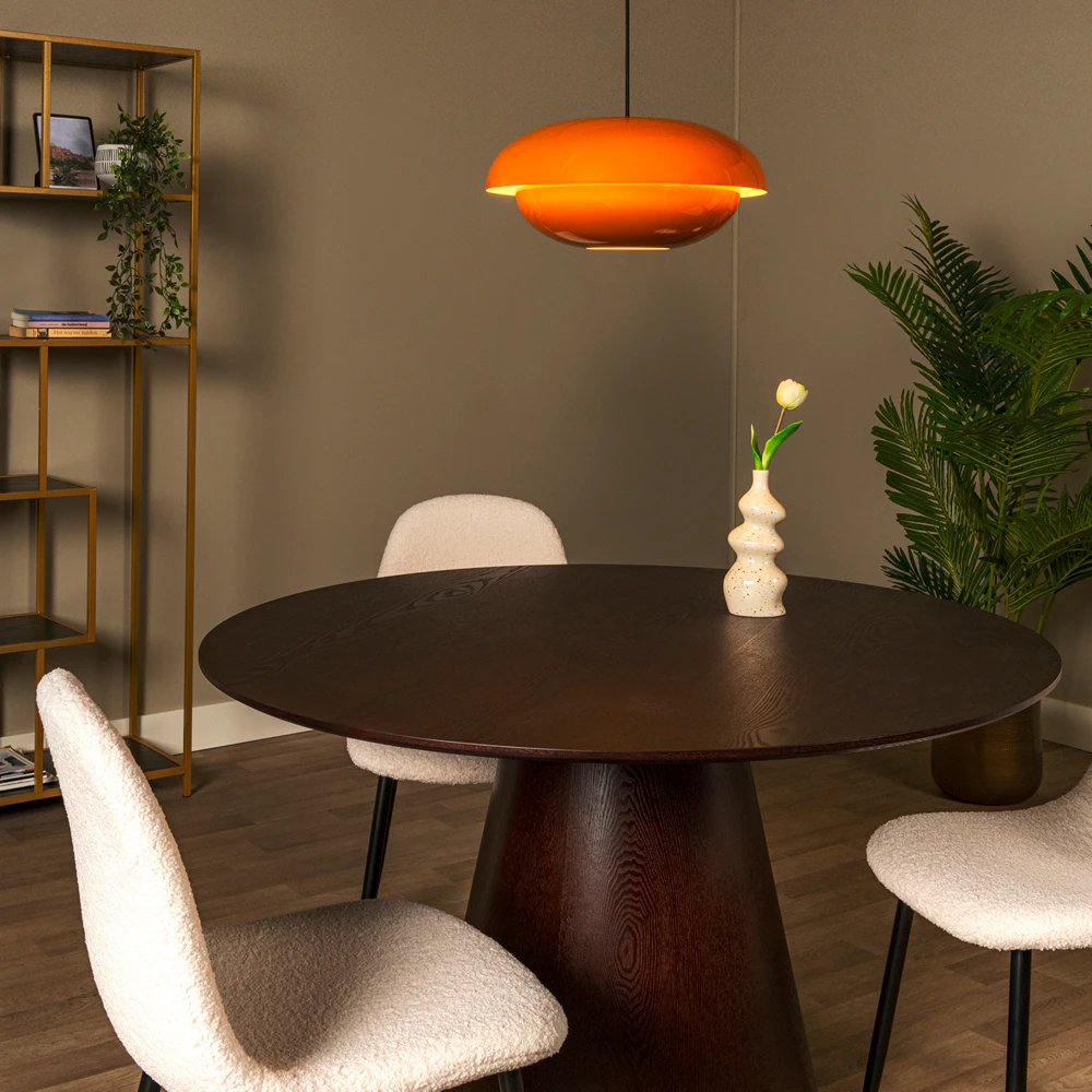 younes-orange-scandi-lampa-nad-stol-retro-wiszaca-aranzacja-lamperiaconcept younes orange scandi lampa nad stol retro wiszaca aranzacja lamperiaconcept