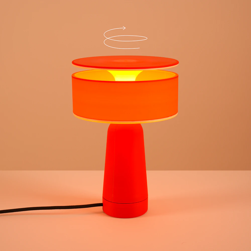 axo-designerska-lampka-nocna-czerwona-on-lamperiaconcept axo designerska lampka nocna czerwona on lamperiaconcept
