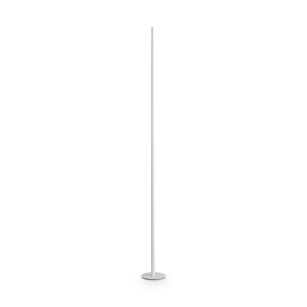 blade-pt-bianco-minimalistyczna-lampa-nowoczesna-stojaca-lamperiaconcept blade pt bianco minimalistyczna lampa nowoczesna stojaca lamperiaconcept