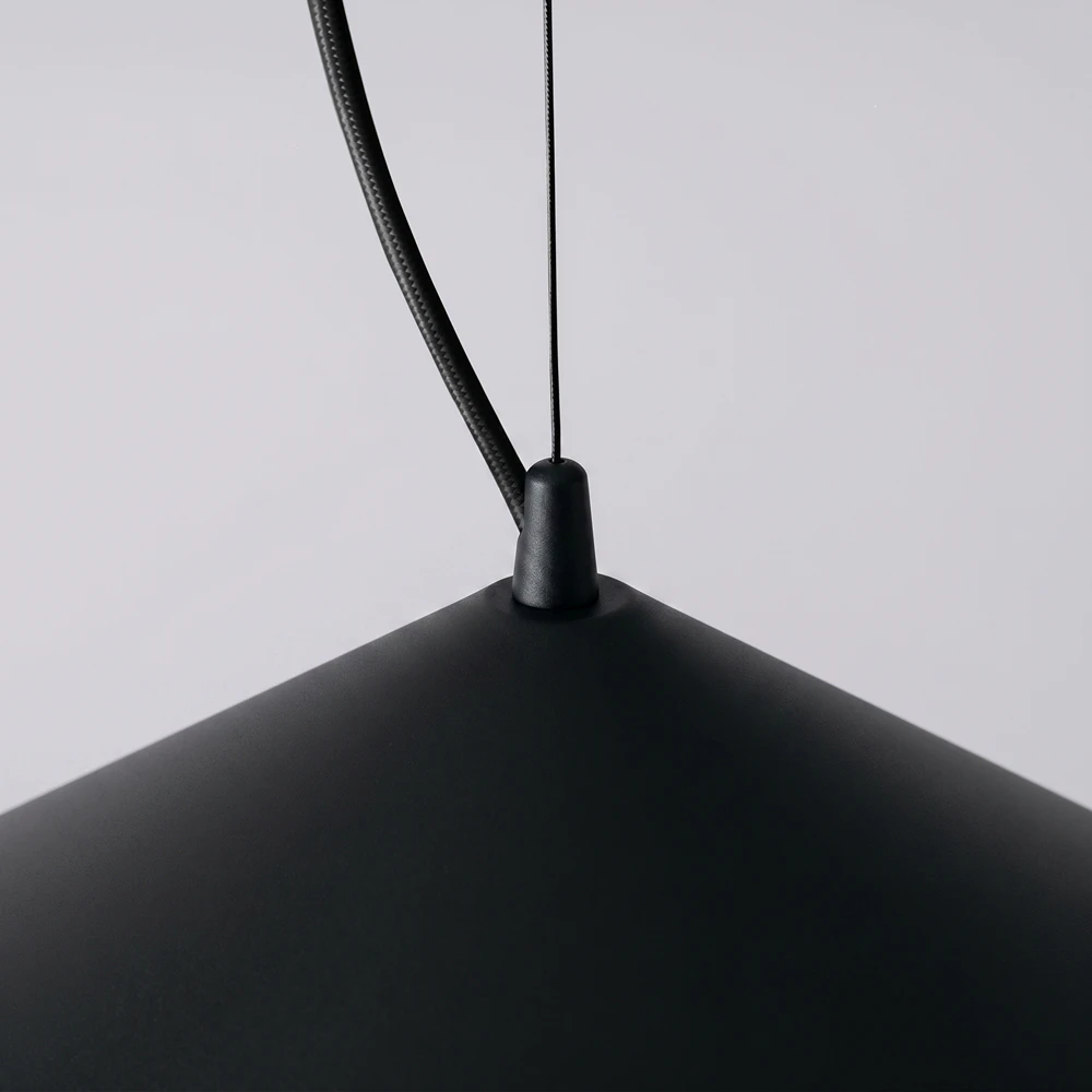 fint-lampa-wiszaca-stozek-czarna-detale-lamperiaconcept fint lampa wiszaca stozek czarna detale lamperiaconcept