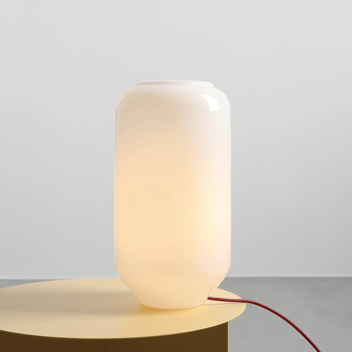 flask-m-cherry-stolowa-lampa-z-mlecznym-kloszem-lamperiaconcept flask m cherry stolowa lampa z mlecznym kloszem lamperiaconcept