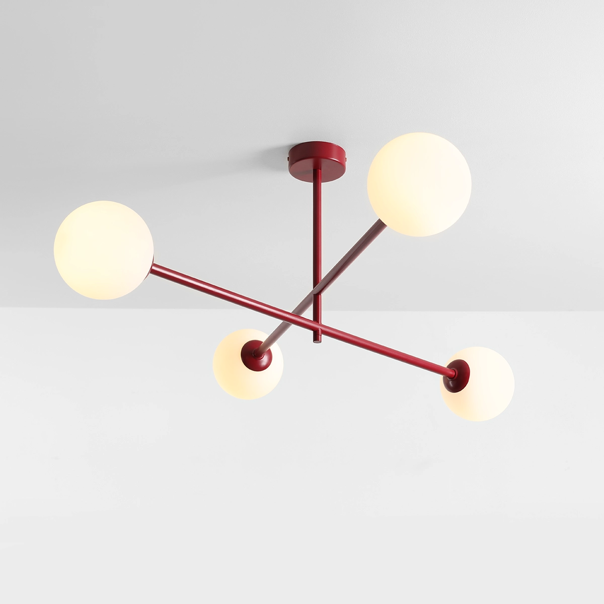 pinne-4-red-wine-niska-lampa-sufitowa-z-kulami-1-lamperiaconcept pinne 4 red wine niska lampa sufitowa z kulami 1 lamperiaconcept