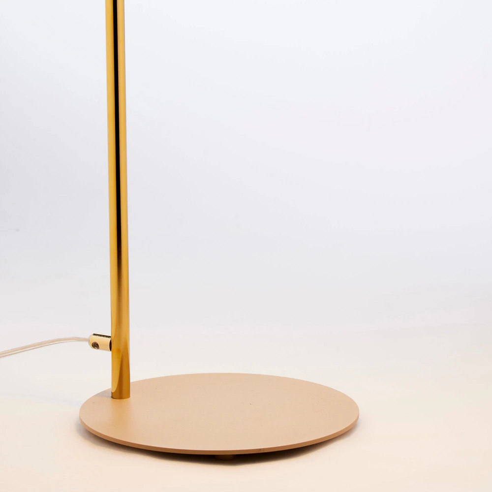 olaf-elegancka-lampa-bezowa-stolowa-detale-lamperiaconcept olaf elegancka lampa bezowa stolowa detale lamperiaconcept